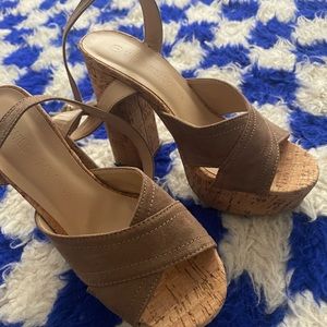Lulus brown cork heels